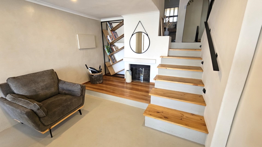 4 Bedroom Property for Sale in Kosmos North West